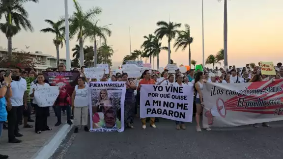 La mandataria estatal Layda Sansores informó que fueron cesados tres directores