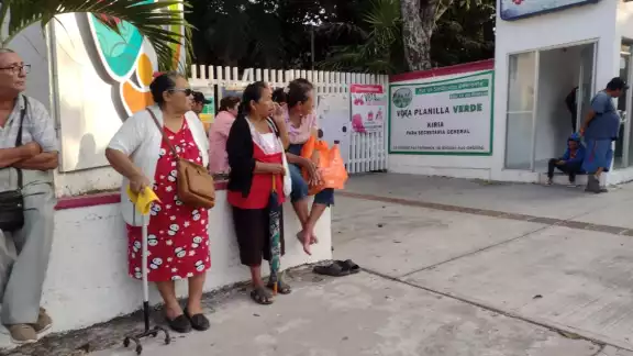 Los afectados expresan su decepción y preocupación, ya que muchos de ellos dependían de estos apoyos para satisfacer las necesidades básicas de sus familias.