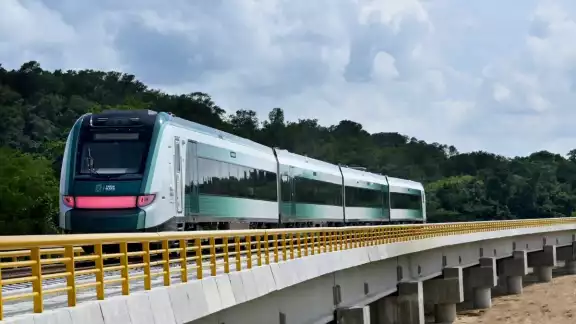 El 15 del próximo mes comenzará a operar el tramo que va de Campeche hasta Cancún El 15 del próximo mes comenzará a operar el tramo que va de Campeche hasta Cancún