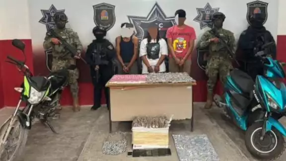 Las personas fueron detenidas y puestas a disposición de un Juez Las personas fueron detenidas y puestas a disposición de un Juez