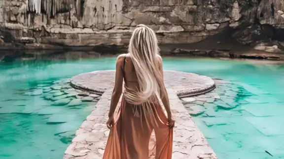 Yucatán tiene maravillosos cenotes perfectos para sesiones de fotografías Yucatán tiene maravillosos cenotes perfectos para sesiones de fotografías
