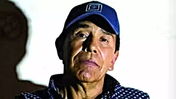 Fue la hermana de Rafael Caro Quintero quien solicitó al Juez Francisco Reséndiz Neri evitar el traslado del capo a Estados Unidos sin un juicio de extradición Fue la hermana de Rafael Caro Quintero quien solicitó al Juez Francisco Reséndiz Neri evitar el traslado del capo a Estados Unidos sin un juicio de extradición