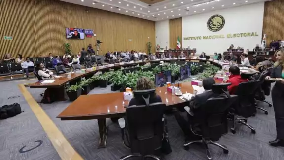 El consejero del INE, Uuc-Kib Espadas, señaló que eel INE no tiene facultad para obligar a los partidos a postular un cierto número de hombres y mujeres El consejero del INE, Uuc-Kib Espadas, señaló que eel INE no tiene facultad para obligar a los partidos a postular un cierto número de hombres y mujeres