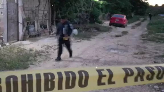 Pareja es acribillada en la Zona Continental de Isla Mujeres Pareja es acribillada en la Zona Continental de Isla Mujeres