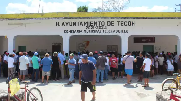 La directora del Centro INAH Yucatán, Anna Goycoolea, propuso tres puntos para llegar a una solución. La directora del Centro INAH Yucatán, Anna Goycoolea, propuso tres puntos para llegar a una solución.