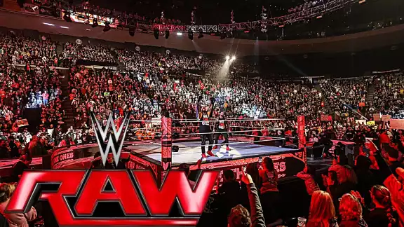 Destaca la pelea de Jey Uso y Drew McIntyre