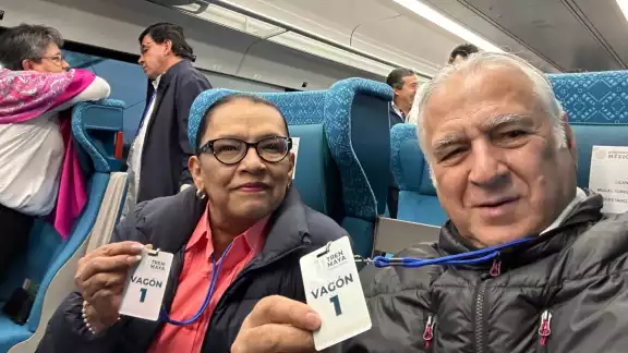 El vagón 1 fue destinado para los invitados especiales, en este caso integrantes del gabinete El vagón 1 fue destinado para los invitados especiales, en este caso integrantes del gabinete