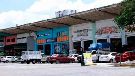 La central de abastos en Mérida vende la canasta básica en mil 90 pesos La central de abastos en Mérida vende la canasta básica en mil 90 pesos