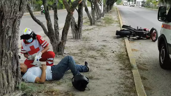 El joven se dirigía a su trabajo en un restaurante llamado 'Puerto Carmen'