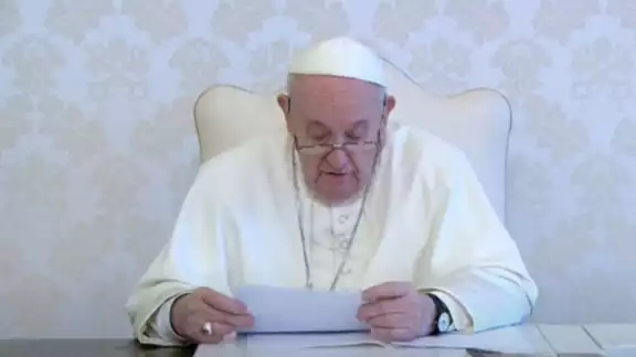 El Papa Francisco canceló nuevamente su agenda, porque 'persisten los leves síntomas gripales' El Papa Francisco canceló nuevamente su agenda, porque 'persisten los leves síntomas gripales'
