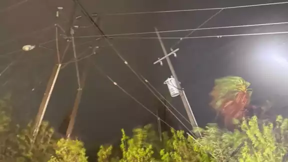 El Huracán Norma provocó afectaciones a más de 109 mil usuarios de CFE en Baja California Sur El Huracán Norma provocó afectaciones a más de 109 mil usuarios de CFE en Baja California Sur
