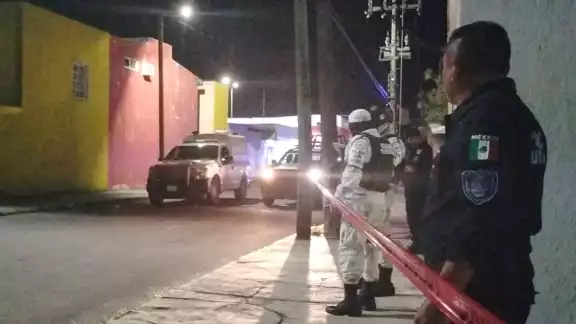 Balacera genera temor en las calles de Cozumel; dejan manta con mensaje en el Poder Judicial Balacera genera temor en las calles de Cozumel; dejan manta con mensaje en el Poder Judicial