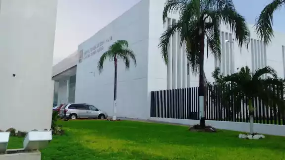 Solo uno de los socios ha recibido el amparo