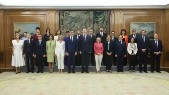 Gabinete en España rindió protesta ante el Rey Felipe VI Gabinete en España rindió protesta ante el Rey Felipe VI