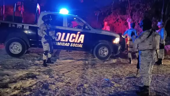 Agentes de seguridad arribaron al sitio en Cancún Agentes de seguridad arribaron al sitio en Cancún