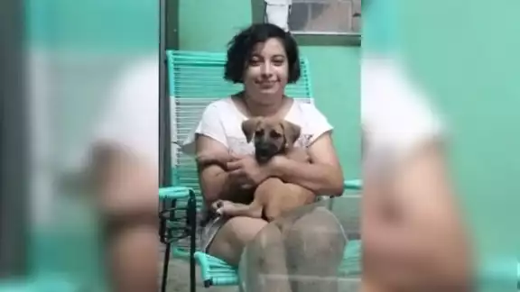 Pamela Berenice Ramos Teyer de 18 años salió acompañada de su mascota en Mérida Pamela Berenice Ramos Teyer de 18 años salió acompañada de su mascota en Mérida