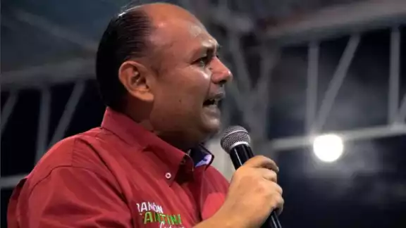 No le ofrecieron candidaturas No le ofrecieron candidaturas