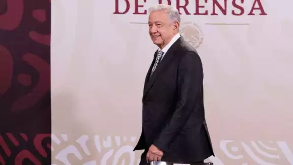 El presidente de la República, Andrés Manuel López Obrador, acusó a las administraciones previas de desmantelar y privatizar servicios clave del ISSSTE El presidente de la República, Andrés Manuel López Obrador, acusó a las administraciones previas de desmantelar y privatizar servicios clave del ISSSTE