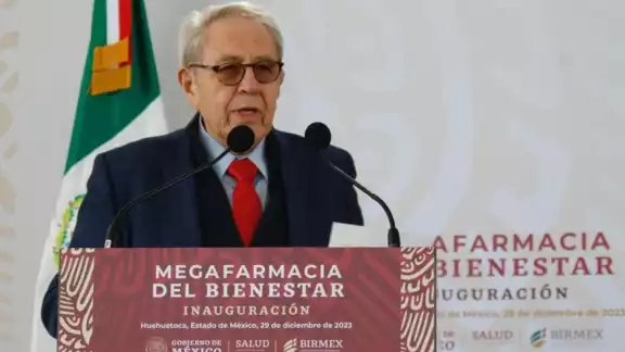 Jorge Alcocer, Secretario de Salud, destacó las ventajas que dará al sistema de salud mexicano, la megafarmacia de Huehuetoca Jorge Alcocer, Secretario de Salud, destacó las ventajas que dará al sistema de salud mexicano, la megafarmacia de Huehuetoca