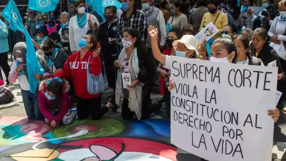 La SCJN determinó invalidar el artículo 10 bis, que permite la objeción de conciencia médica, incluso en lo relacionado con la interrupción del embarazo La SCJN determinó invalidar el artículo 10 bis, que permite la objeción de conciencia médica, incluso en lo relacionado con la interrupción del embarazo