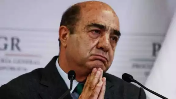 La FGR detalló que el pasado 1º de noviembre y horas antes de un día feriado, y de un puente vacacional, la dependencia fue notificada al respecto La FGR detalló que el pasado 1º de noviembre y horas antes de un día feriado, y de un puente vacacional, la dependencia fue notificada al respecto