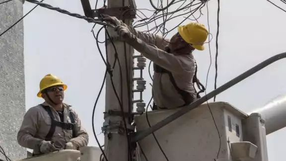 Los cortes de luz son temporales y no se trata de un apagón Los cortes de luz son temporales y no se trata de un apagón