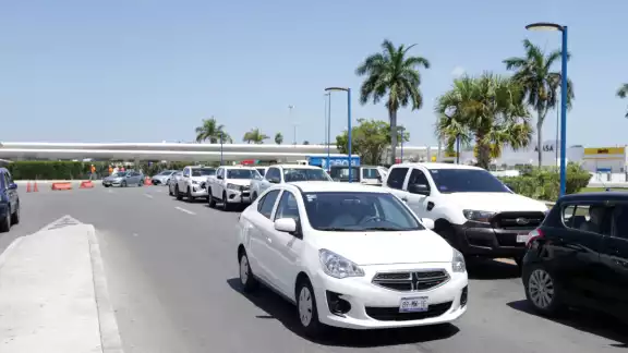 Los conductores de Uber reclaman que sigan los ataques de taxistas Los conductores de Uber reclaman que sigan los ataques de taxistas