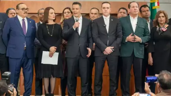 El Presidente Andrés Manuel López Obrador considera que todas las alianzas son buenas El Presidente Andrés Manuel López Obrador considera que todas las alianzas son buenas