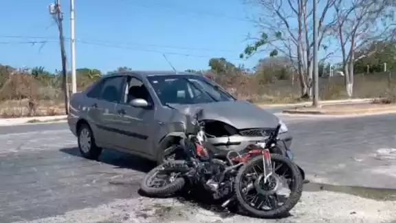 El responsable del choque no fue identificado ya que huyó del lugar