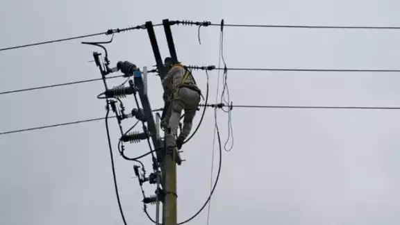 CFE trabaja constantemente para que todos los habitantes de la Península de Yucatán vuelvan a tener luz
