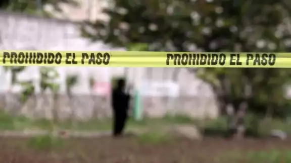El joven fue trasladado a un hospital por las heridas de bala El joven fue trasladado a un hospital por las heridas de bala