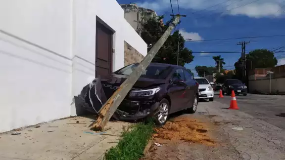 La mujer fue trasladada a una clínica particular de Mérida La mujer fue trasladada a una clínica particular de Mérida