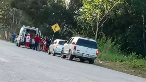 El motociclista fue trasladado a un hospital del IMSS en Escárcega El motociclista fue trasladado a un hospital del IMSS en Escárcega