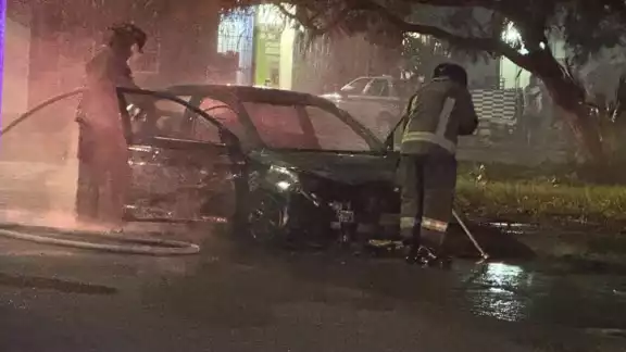 Una grúa del sindicato se encargó de retirar la unidad siniestrada del lugar Una grúa del sindicato se encargó de retirar la unidad siniestrada del lugar