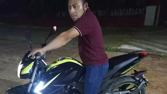 El joven fue encontrado entre la maleza