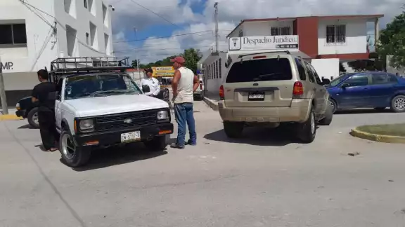 Las dos unidades fueron remolcadas al corralón de la ciudad Las dos unidades fueron remolcadas al corralón de la ciudad