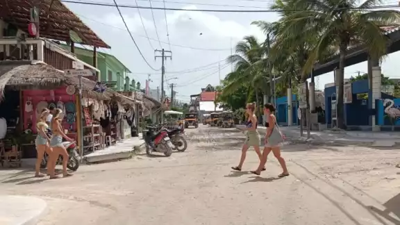 Las autoridades de la isla catalogan las agresiones y robos contra los visitantes sólo como “hechos aislados”.