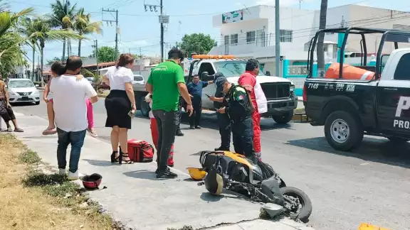De acuerdo con información policial, al mes se registran más de 100 percances por falta de precaución e ingesta de alcohol De acuerdo con información policial, al mes se registran más de 100 percances por falta de precaución e ingesta de alcohol