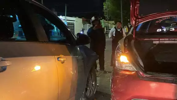 Ambos involucrados decidieron llegar a un arreglo por el pago de los daños Ambos involucrados decidieron llegar a un arreglo por el pago de los daños