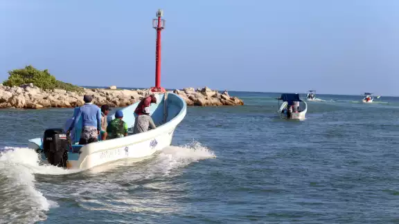 Pescadores de los diferentes puertos califican como regular la primera jornada de captura de pulpo Pescadores de los diferentes puertos califican como regular la primera jornada de captura de pulpo