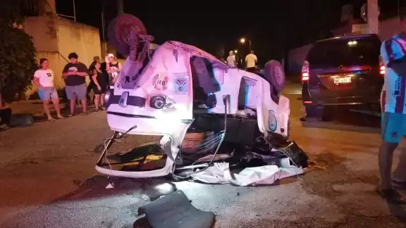 Los cuatro adultos que se encontraban en el mototaxi recibieron atención en el lugar de los hechos Los cuatro adultos que se encontraban en el mototaxi recibieron atención en el lugar de los hechos