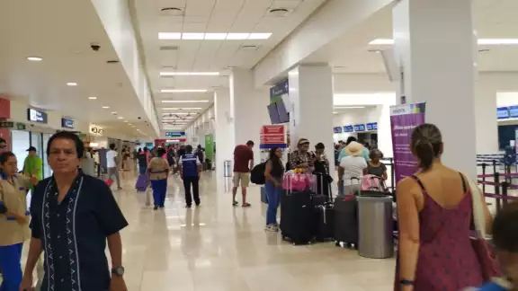 Los vuelos se adelantaron de tres a seis minutos Los vuelos se adelantaron de tres a seis minutos