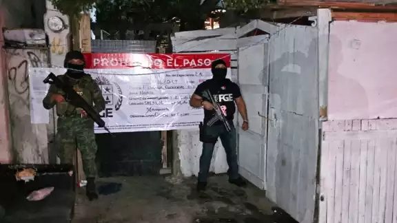 Los ocho detenidos quedaron a disposición de la FGE Quintana Roo
