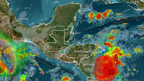 La Depresión Tropical Veintiuno se encuentra lejos de la Península de Yucatán