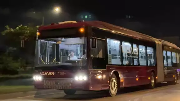 Sólo la ruta Periférico articulada de Va y Ven será guinda Sólo la ruta Periférico articulada de Va y Ven será guinda
