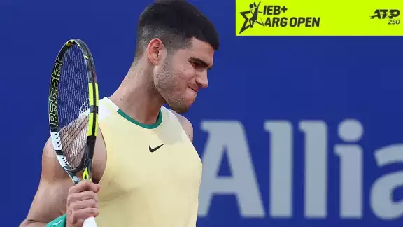 Alcaraz cayó por 6-7 y 3-6
