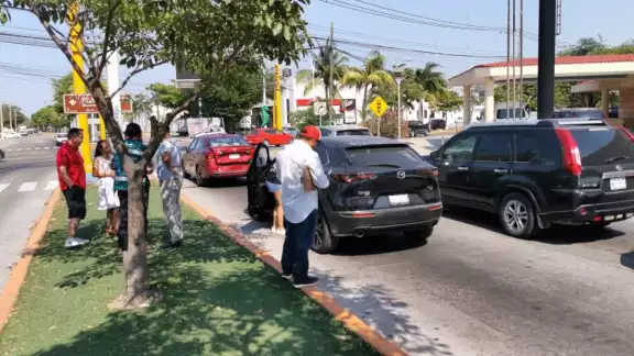 Ambos vehículos son del estado de Campeche Ambos vehículos son del estado de Campeche