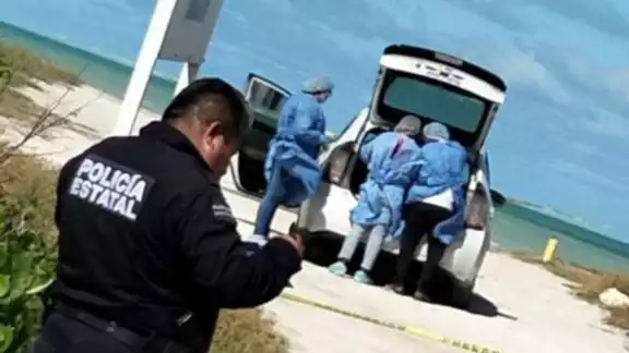 Autoridades continúan las investigaciones al cuerpo del hombre hallado muerto en Paraíso Sisal Autoridades continúan las investigaciones al cuerpo del hombre hallado muerto en Paraíso Sisal