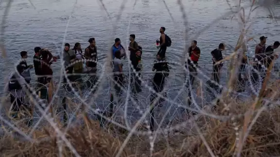 Texas endurece leyes contra migrantes ilegales a través de la SB4