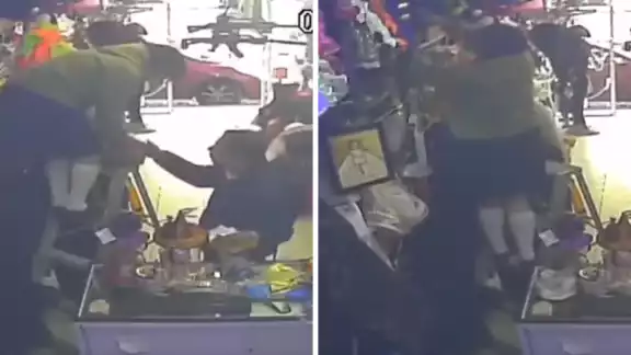 El video está siendo usado para localizar al hombre y sea detenido El video está siendo usado para localizar al hombre y sea detenido